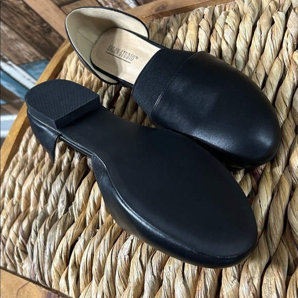 Salon studio 8.5 Black Slip-On comfort Shoes - Picture 9 of 12